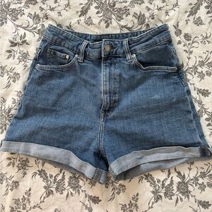 H&M High Waisted Mom Shorts